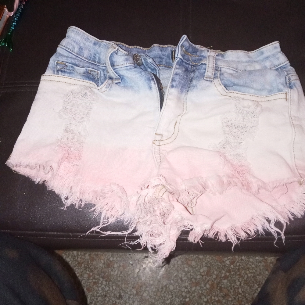 Klinique B high waisted denim shorts